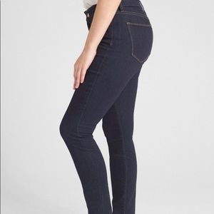 Gap 1969 Curvy Skinny Jean- Dark Blue